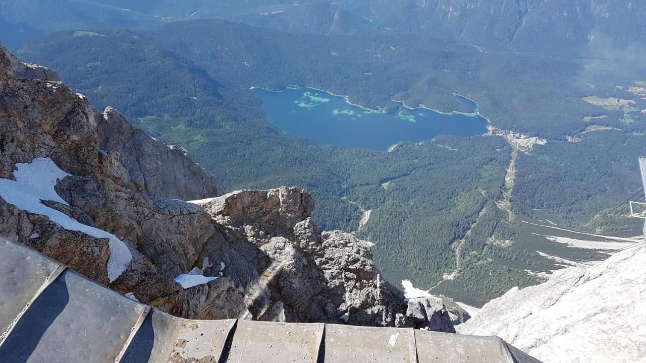 Hotel Alpspitz B&B グライナウ エクステリア 写真