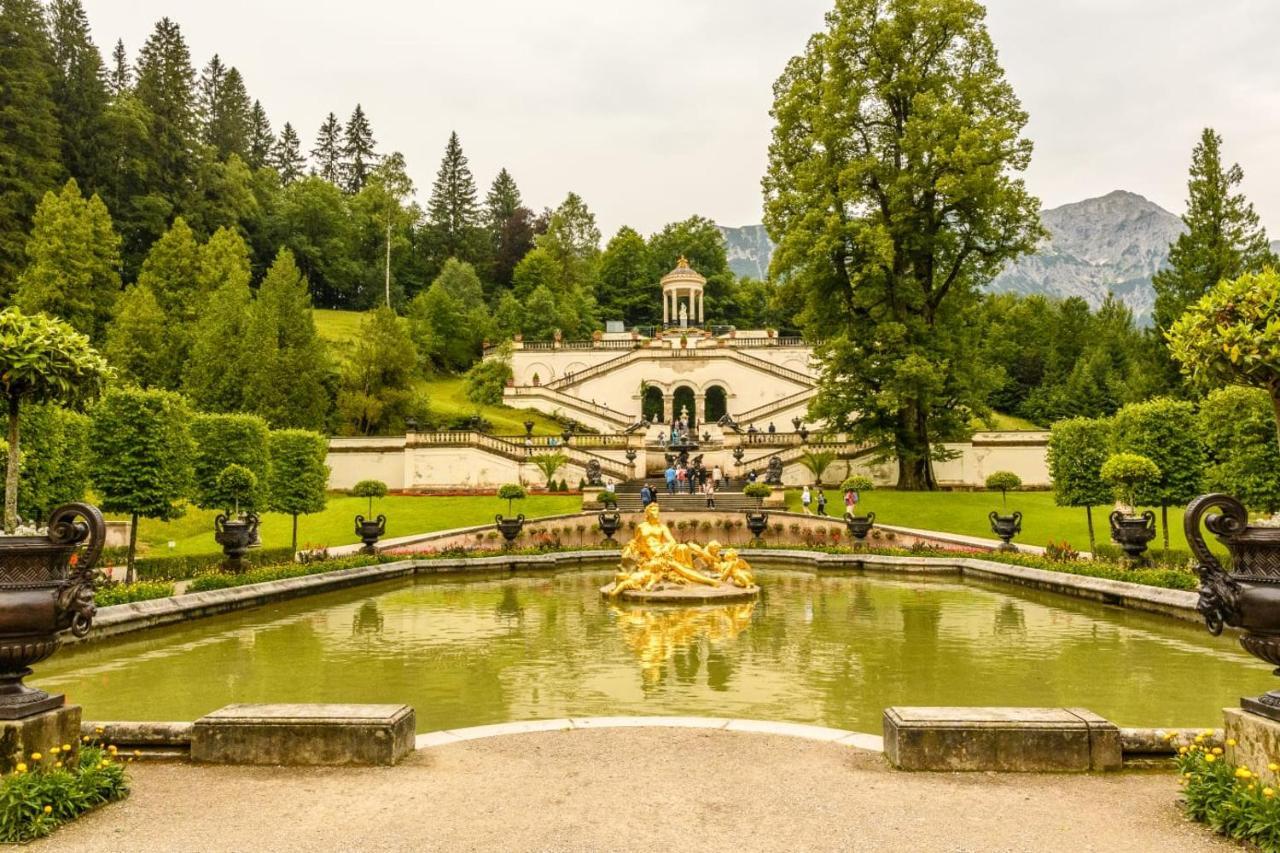 Hotel Alpspitz B&B グライナウ エクステリア 写真