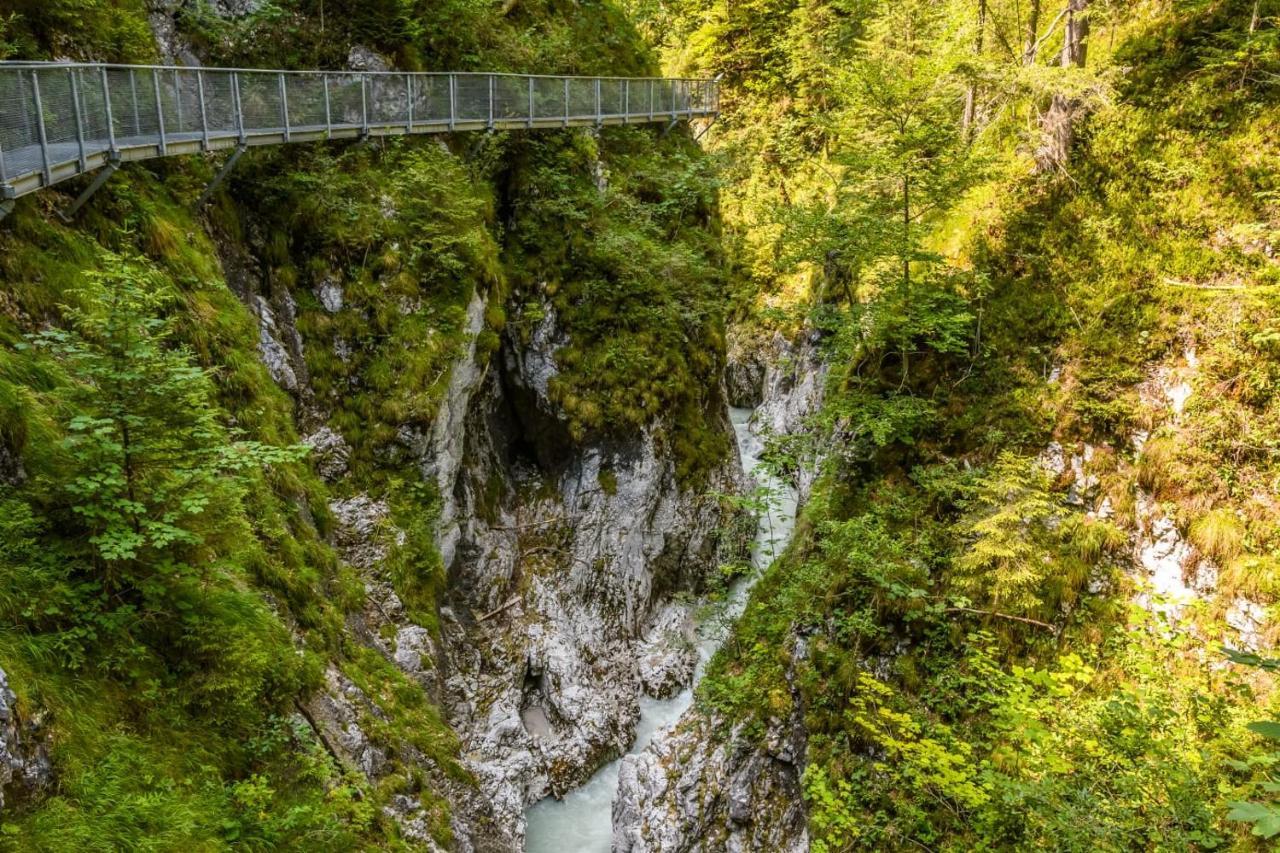 Hotel Alpspitz B&B グライナウ エクステリア 写真