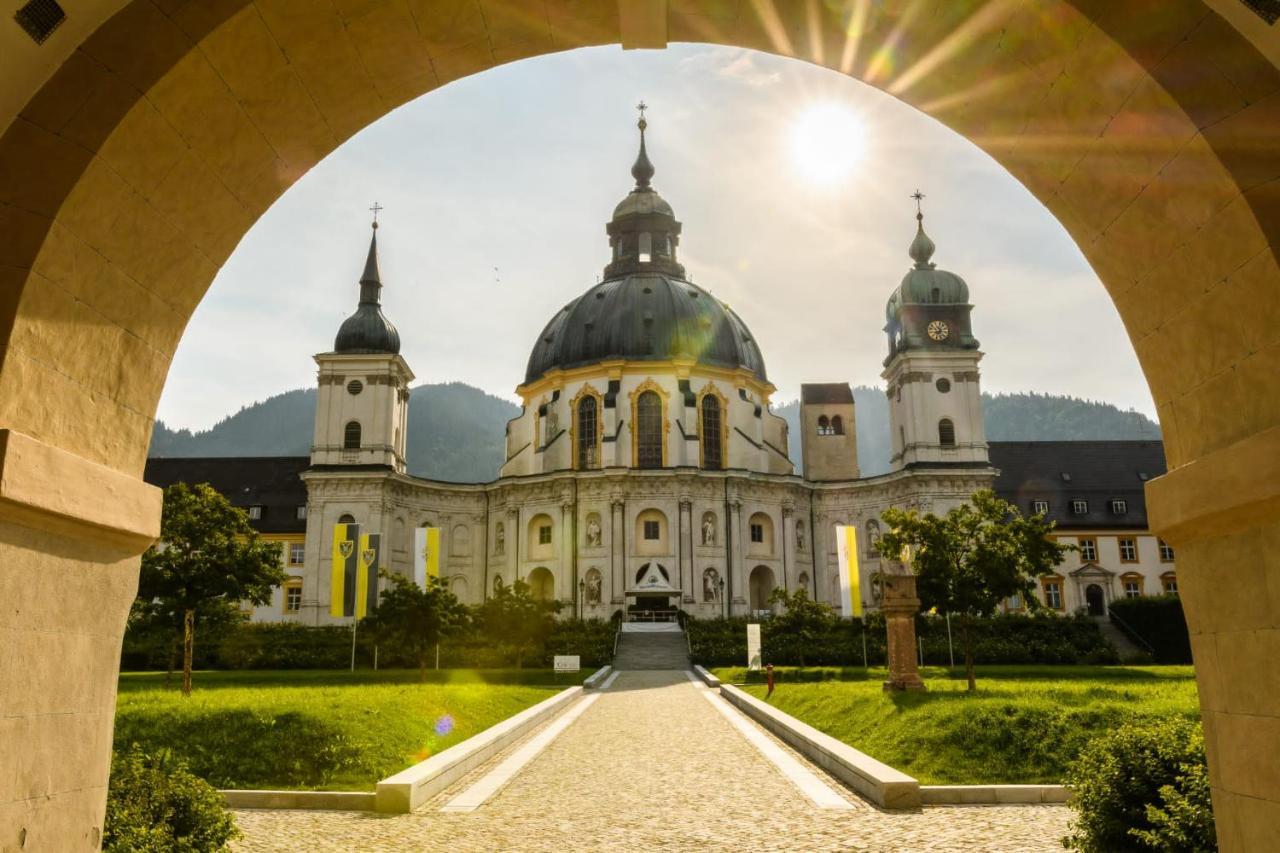 Hotel Alpspitz B&B グライナウ エクステリア 写真